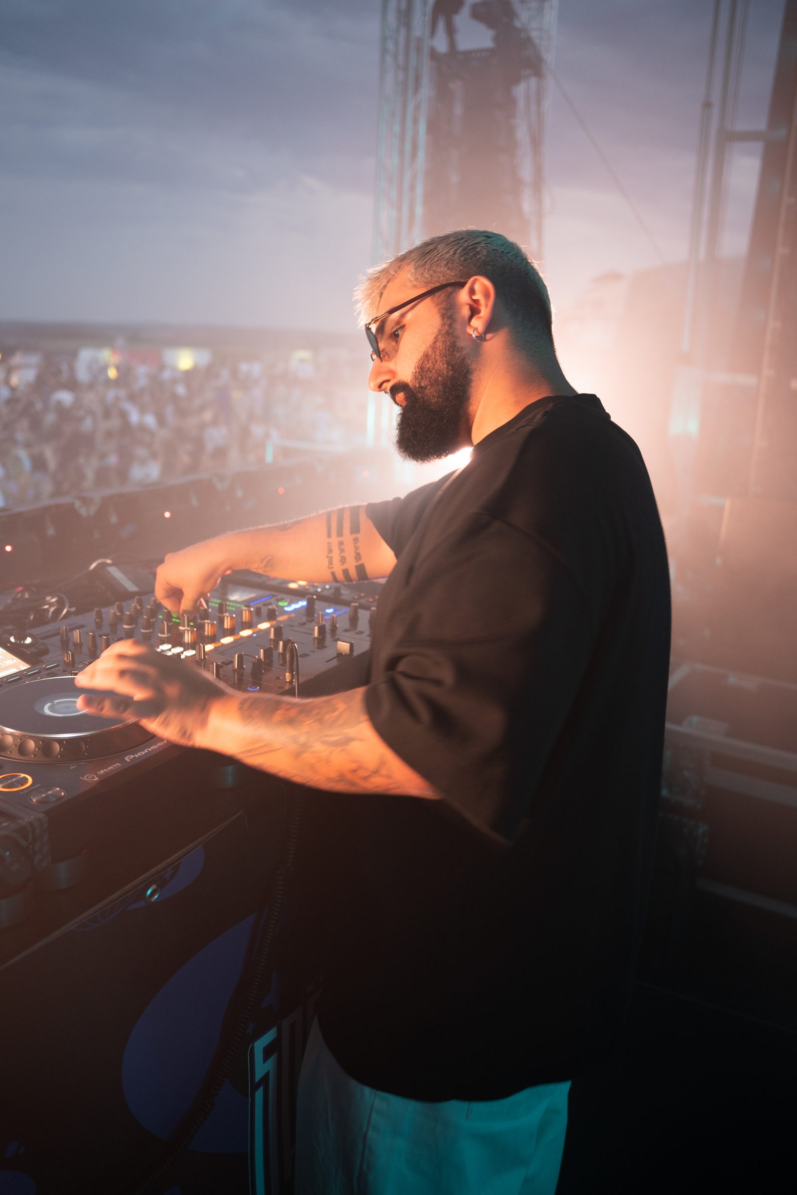 Spätschicht Open Air 2024 — DJ am Pult